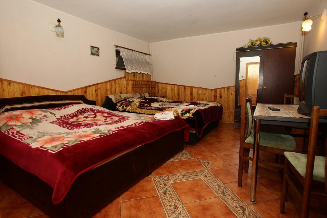Vila Pas Justina Паланга Екстериор снимка