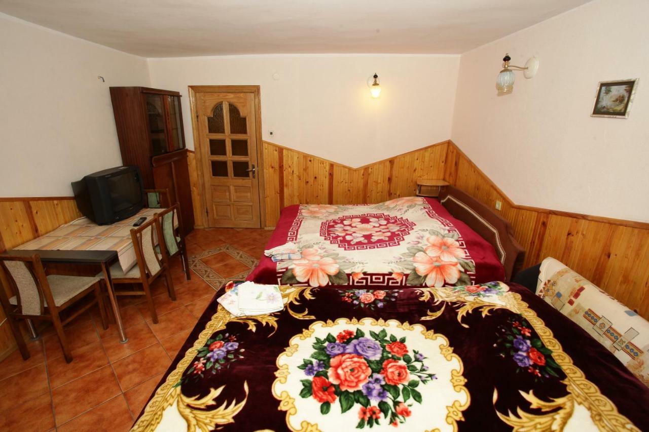 Vila Pas Justina Паланга Екстериор снимка