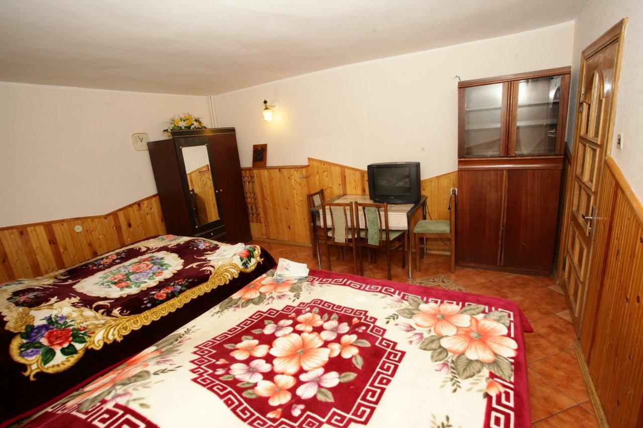 Vila Pas Justina Паланга Екстериор снимка
